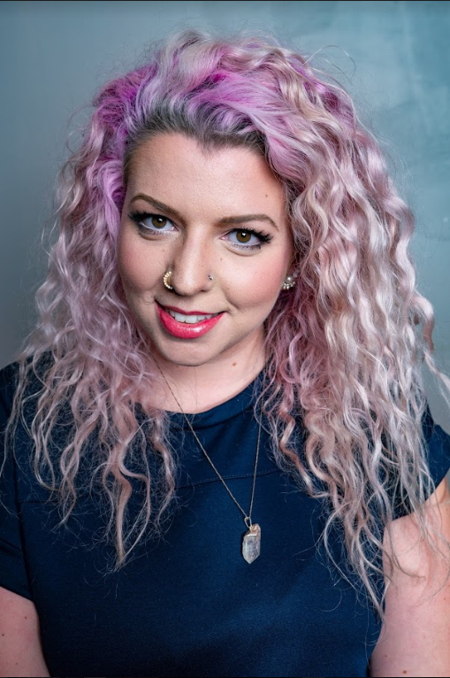 Candice headshot